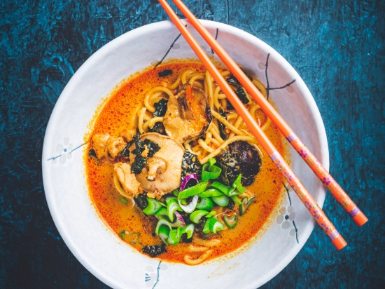 TOM YUM NOODLES