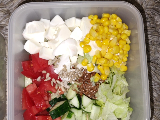 LunchBoX z mozzarellą to ponad 21g białka