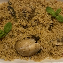 Chicken Biryani with Raita (Biryani is a flavoured rice with chicken and traditional spices) - BIG Portion: 600g