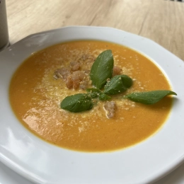 Zupa dyniowa  kremowa