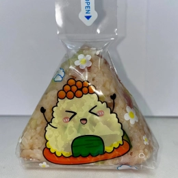 Onigiri z łososiem