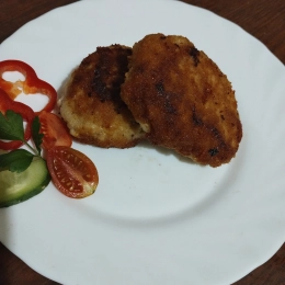 Mielony kotlet wieprzowy lub z kurczaka