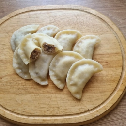 Pierogi z kaszą gryczaną i białym serem