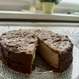 Sernik chałwowy - 1 kg