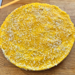Tarta wegańska z musem z mango