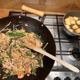 Pad thai z krewetkami