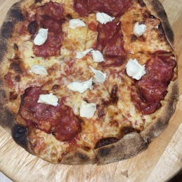 Pizza spinata piccante