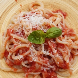 spaghetti all'aglione