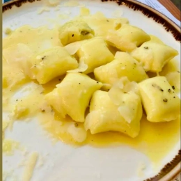 Dumplings Goat cheese and truffle