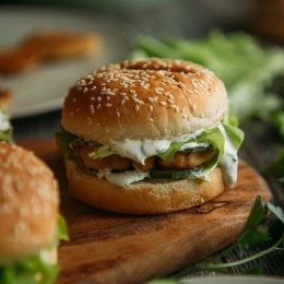 Burger "KURCZAK".