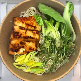 Wegański ramen Tonkotsu