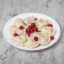 Pierogi z wiśniami