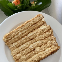 Tort miodowy