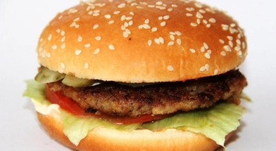 Burger "BYCZEK".