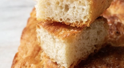 Foccacia z rozmarynem i wędzoną solą morską