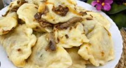 Pierogi z kapustą i grzybami