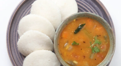 Idli sambhar (4idli)
