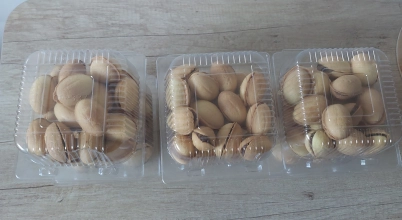 Orzeszki z masą kakaową i orzechami włoskimi 1KG