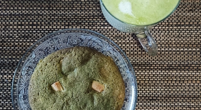 Ciastka matcha z białą czekoladą 9szt