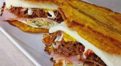 Patacones  (stuffed patacones) BIG: 650g