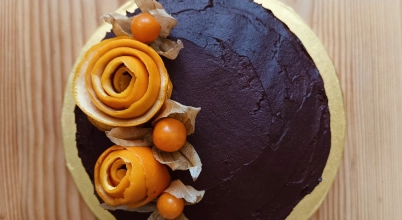 TORT CZEKOLADOWY NA WYJĄTKOWE OKAZJE