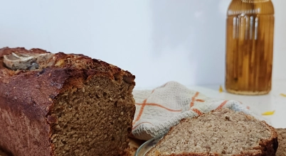 Bananowy chlebek z miso na mące orkiszowej