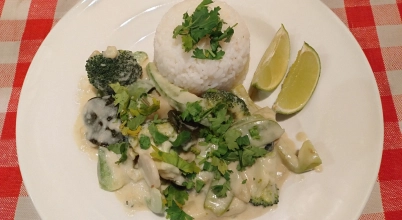 Zielone Vege Curry z ryżem