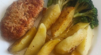Kotlet mielony z ziemniakami i brokoli