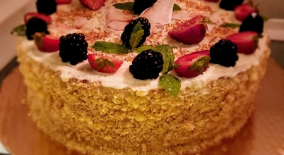 tort z mascarpone i lemoniadą